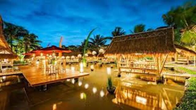 Restoran Tradisional Berkonsep Lesehan