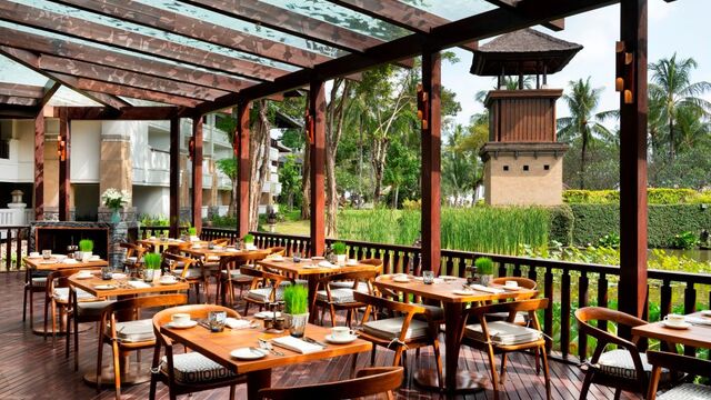 restoran viral di Bali 2026